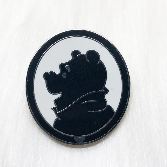 🔮 5/$25 Disney Winnie the Pooh Silhouette Pin - Picture 1 of 3